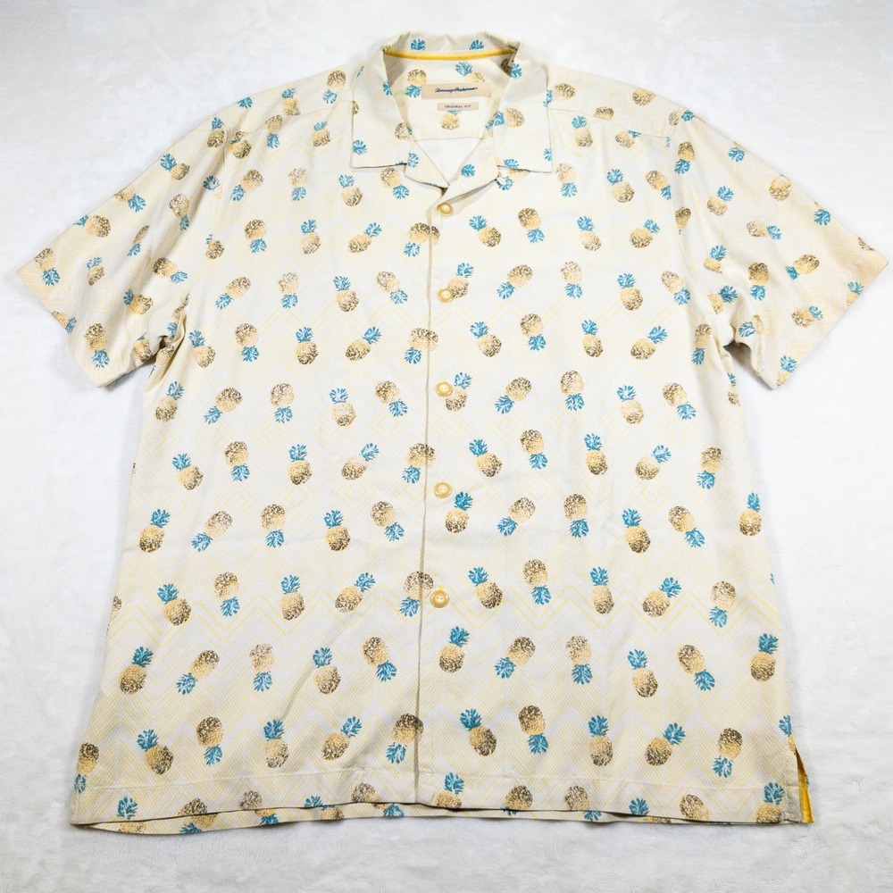 Tommy Bahama Camp Shirt Men L Pineapple AOP Silk Short Sleeve Coastal Resort Lux